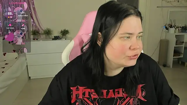 Snapshot of Akemi_BBW chatting on 1, 6, 2026 Akemi BBW online show from 1, 6, 2026