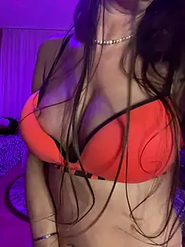 Snapshot of karrola chatting on 17, 12, 2024 karrola online show from 17, 12, 2024