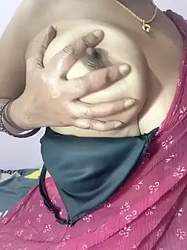 Snapshot of sexytelugu27 chatting on 17, 12, 2024 sexytelugu27 online show from 17, 12, 2024