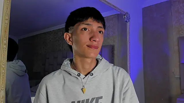 Snapshot of DereckCooperr chatting on 1, 10, 2025 DereckCooperr online show from 1, 10, 2025