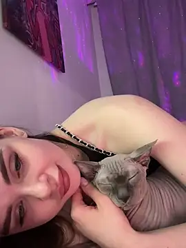 KristenSayles online show from 16, 3, 2025