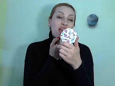 Snapshot of Jillian_Pattie chatting on 7, 2, 2025 Jillian Pattie online show from 7, 2, 2025