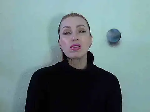 Snapshot of Jillian_Pattie chatting on 5, 3, 2025 Jillian Pattie online show from 5, 3, 2025