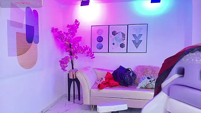 Snapshot of Isa_reel chatting on 15, 10, 2025 Isa reel online show from 15, 10, 2025