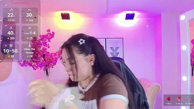 Snapshot of Isa_reel chatting on 6, 1, 2026 Isa reel online show from 6, 1, 2026