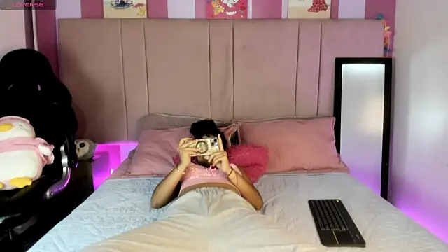 Winnifer Gonzal online show from 6, 3, 2025