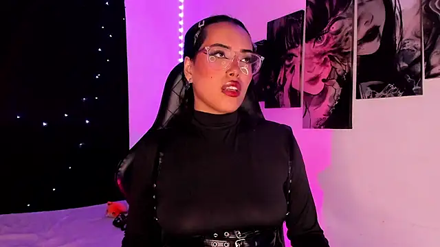 willow poisson online show from 4, 12, 2024