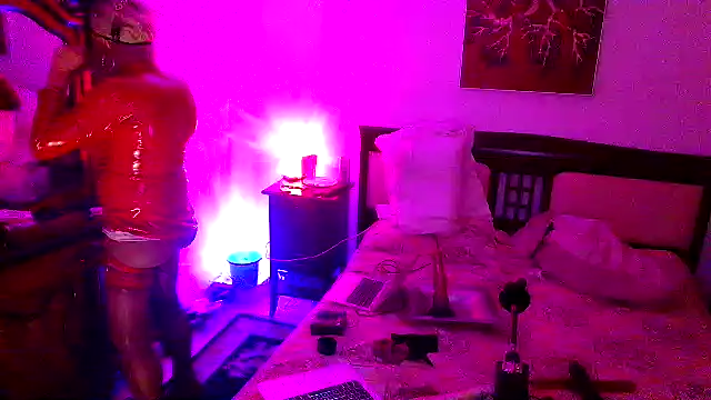 Snapshot of CharlotteVixxens chatting on 14, 2, 2026 CharlotteVixxens online show from 14, 2, 2026