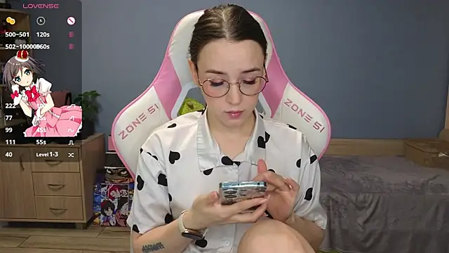 Snapshot of Sweet_frosti chatting on 31, 12, 2024 Sweet frosti online show from 31, 12, 2024