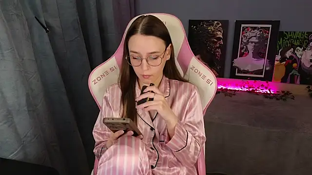 Sweet frosti online show from 4, 5, 2026
