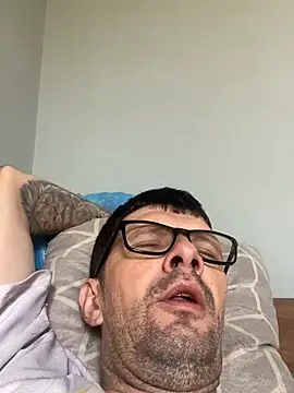 Juliano2289 online show from 27, 4, 2026