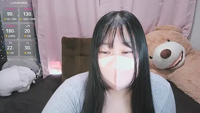 Snapshot of yuinyan3150 chatting on 21, 9, 2025 yuinyan3150 online show from 21, 9, 2025