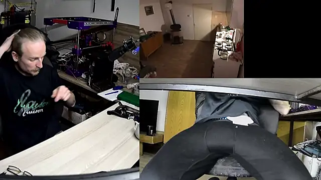 Snapshot of Happy_Michal chatting on 17, 10, 2025 Happy Michal online show from 17, 10, 2025