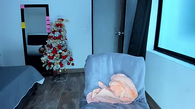 SweetMegan 1 online show from 2, 12, 2024