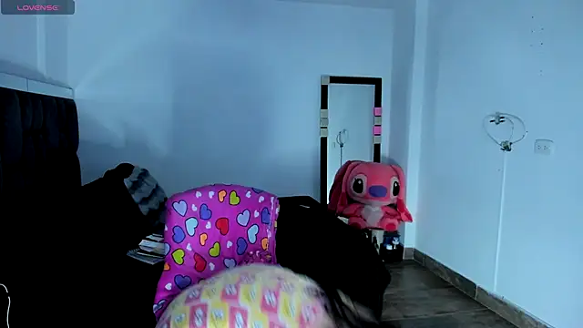 SweetMegan 1 online show from 7, 10, 2025