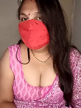 Snapshot of Love-priya chatting on 25, 12, 2024 Love-priya online show from 25, 12, 2024