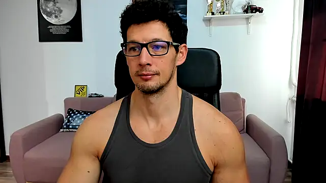 Snapshot of BrutusK08 chatting on 19, 12, 2025 BrutusK08 online show from 19, 12, 2025