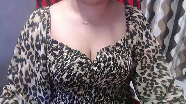 Snapshot of Kaur_Jannat chatting on 2, 1, 2025 Kaur Jannat online show from 2, 1, 2025