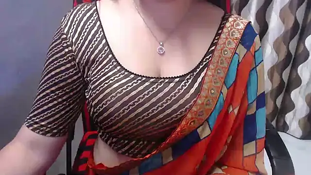 Snapshot of Kaur_Jannat chatting on 4, 1, 2025 Kaur Jannat online show from 4, 1, 2025