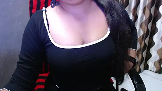 Snapshot of Kaur_Jannat chatting on 1, 2, 2025 Kaur Jannat online show from 1, 2, 2025