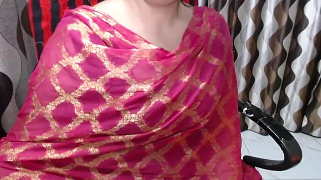 Snapshot of Kaur_Jannat chatting on 4, 2, 2025 Kaur Jannat online show from 4, 2, 2025