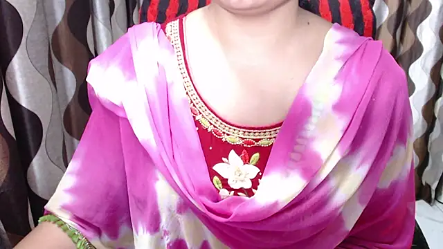 Snapshot of Kaur_Jannat chatting on 5, 2, 2025 Kaur Jannat online show from 5, 2, 2025