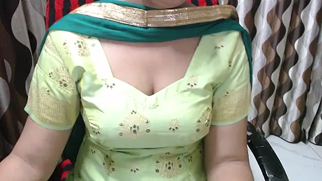 Snapshot of Kaur_Jannat chatting on 22, 2, 2025 Kaur Jannat online show from 22, 2, 2025