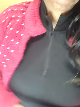 CUTE SOPHIA- online show from 15, 12, 2024