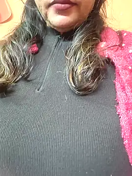 CUTE SOPHIA- online show from 15, 12, 2024