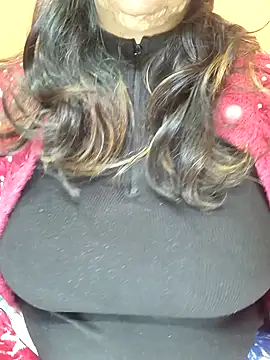 CUTE SOPHIA- online show from 19, 12, 2024