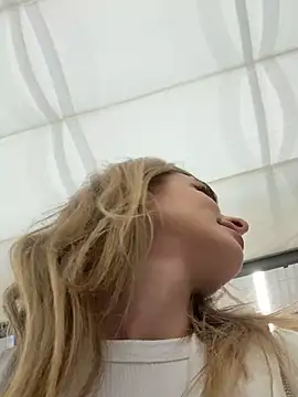 EvieEvans online show from 11, 3, 2025