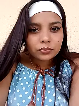 stefanie010 online show from 8, 1, 2025