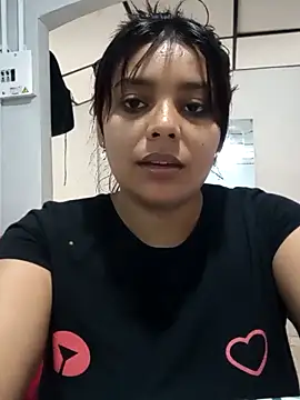 stefanie010 online show from 13, 2, 2025