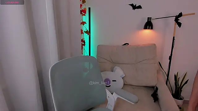 kim lian21 online show from 21, 10, 2025