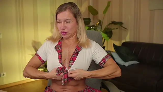 Violet Adler online show from 16, 1, 2025