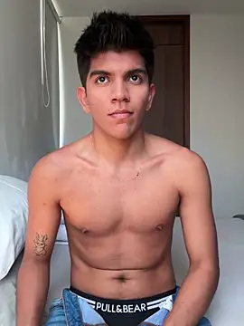 santiago 01 online show from 17, 12, 2024