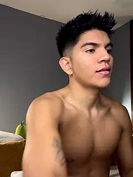 santiago 01 online show from 11, 11, 2025