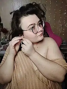 DenisHailey online show from 8, 4, 2026