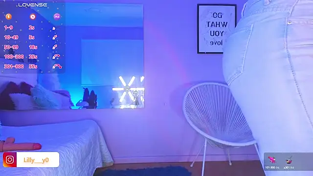 LillyDolls23 online show from 6, 2, 2025