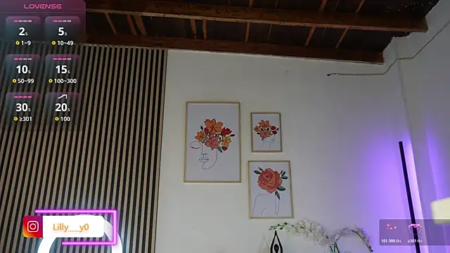 Snapshot of LillyDolls23 chatting on 11, 1, 2026 LillyDolls23 online show from 11, 1, 2026