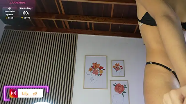 Snapshot of LillyDolls23 chatting on 13, 1, 2026 LillyDolls23 online show from 13, 1, 2026