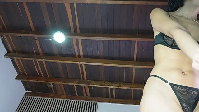 Snapshot of LillyDolls23 chatting on 11, 2, 2026 LillyDolls23 online show from 11, 2, 2026