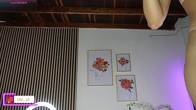 Snapshot of LillyDolls23 chatting on 14, 2, 2026 LillyDolls23 online show from 14, 2, 2026