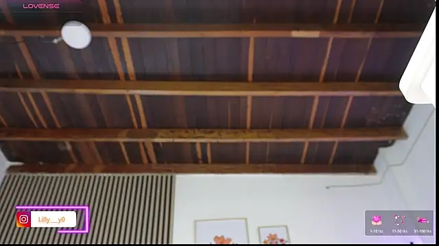 Snapshot of LillyDolls23 chatting on 18, 2, 2026 LillyDolls23 online show from 18, 2, 2026