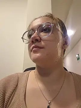 NaomiShimizu online show from 29, 3, 2026