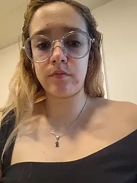 NaomiShimizu online show from 12, 4, 2026