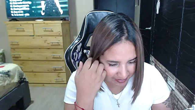 Snapshot of KathyHardcore69 chatting on 2, 3, 2026 KathyHardcore69 online show from 2, 3, 2026