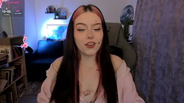 CoralineKeyns online show from 11, 5, 2026