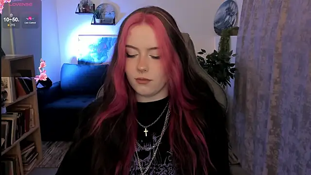 CoralineKeyns online show from 13, 5, 2026