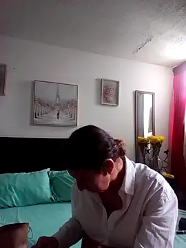 Snapshot of Cameron_puppy chatting on 17, 9, 2025 Cameron puppy online show from 17, 9, 2025